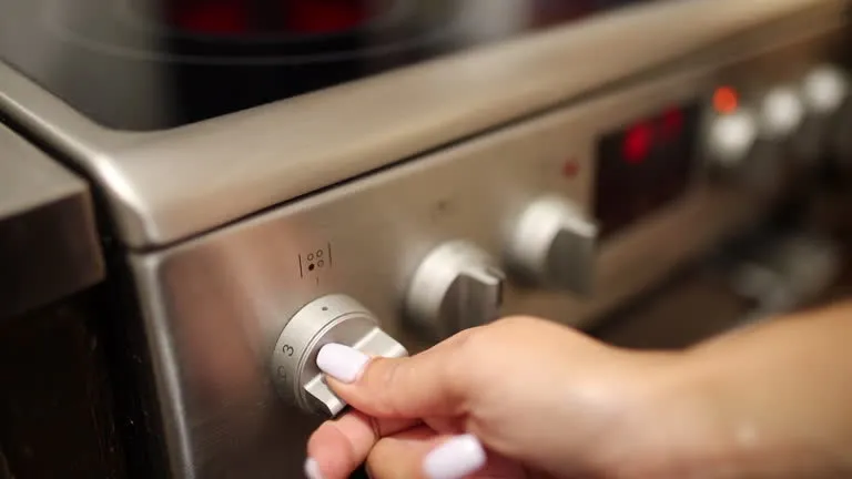 Gas vs Electric Cooker: Which Is Better for London Homes in 2026?